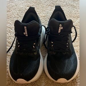 Brooks Black Running Shoes size 10.5